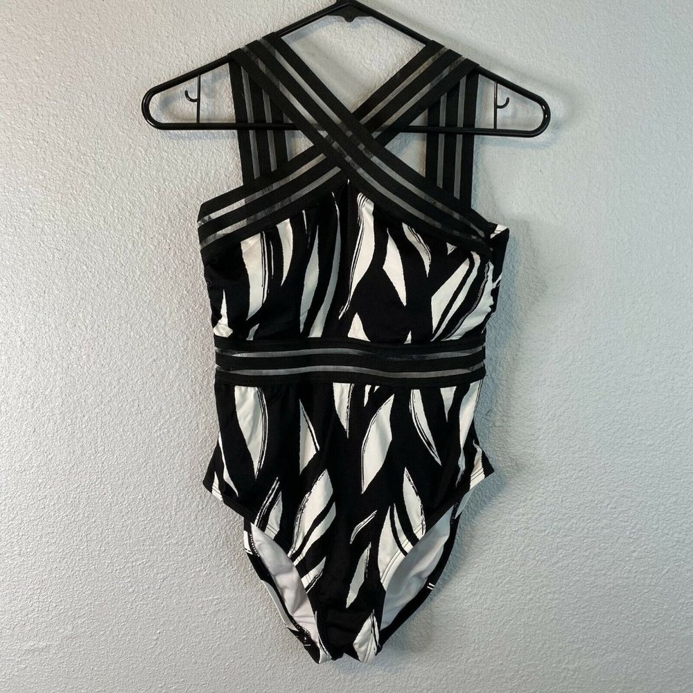 Apt. 9 One Piece Criss Cross Front Straps and A See Thru Waistband Size Small